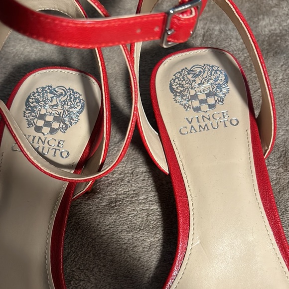 NEW Vince Camuto Red sandals, size 9W. Never worn. Low heel appx. 1 1/2 inches - Picture 8 of 8